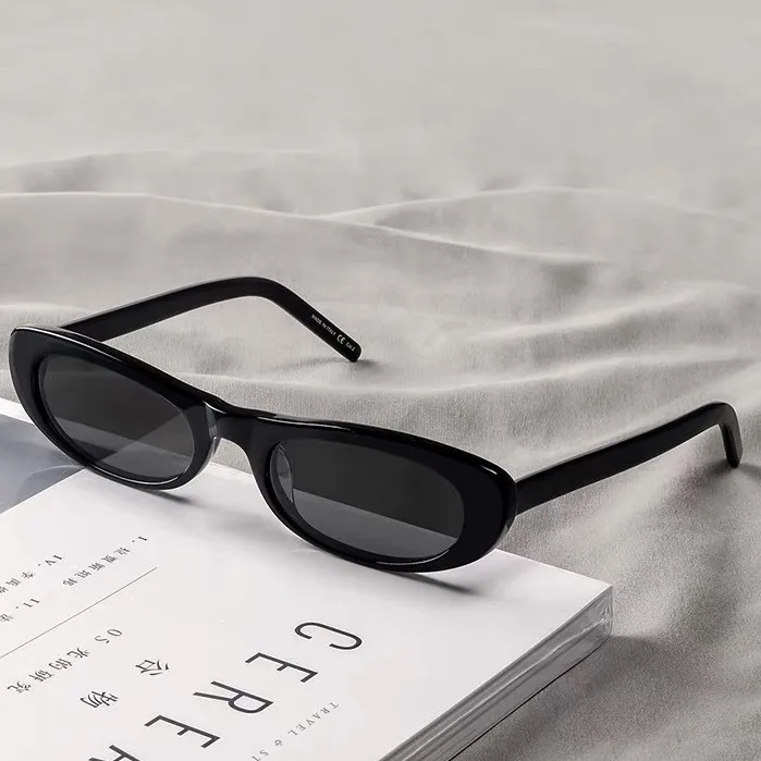 New Retro Oval Frame Sunglasse - Street Fashion Shoot avis et prix
