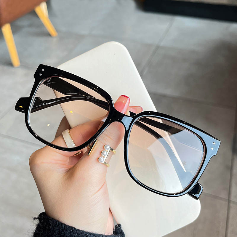 UV400 Sunglasses for Women Ret - Street Fashion Shoot avis et prix