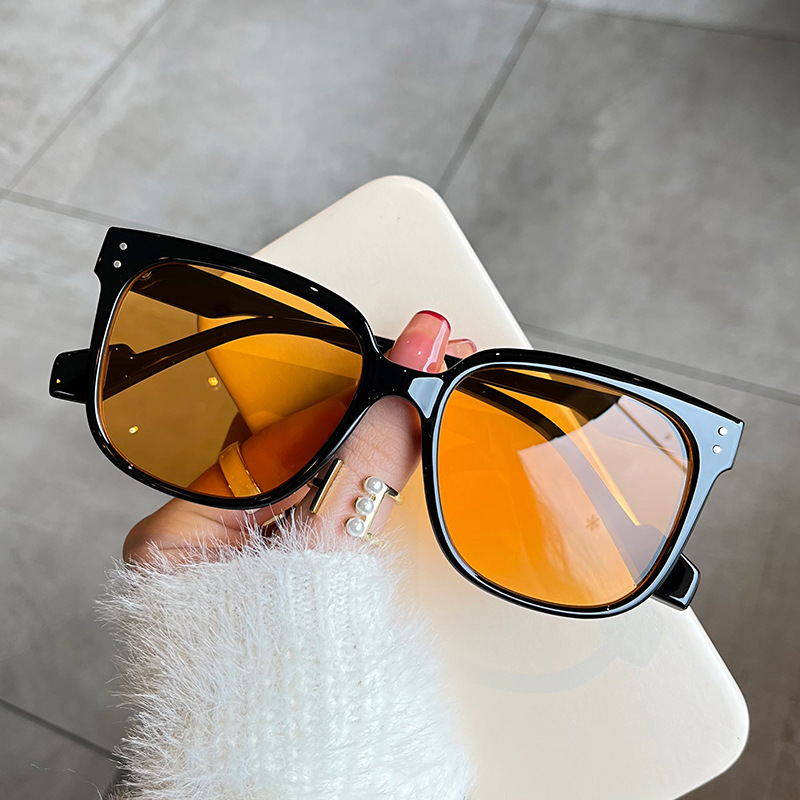 UV400 Sunglasses for Women Ret - Street Fashion Shoot avis et prix