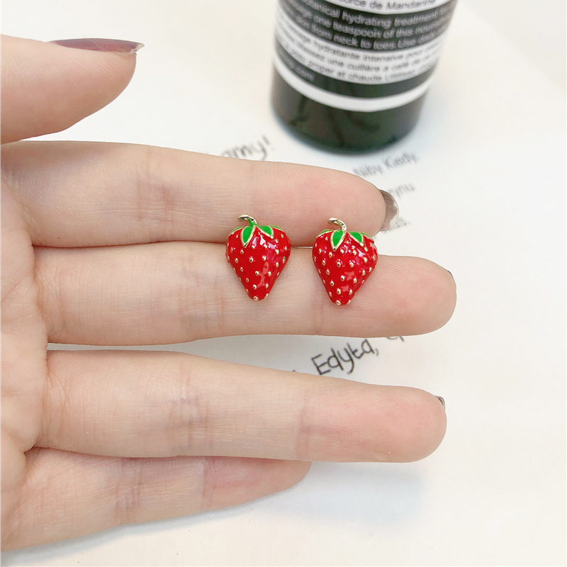 Acrylic Strawberry Earrings Fa - Street Fashion Shoot avis et prix