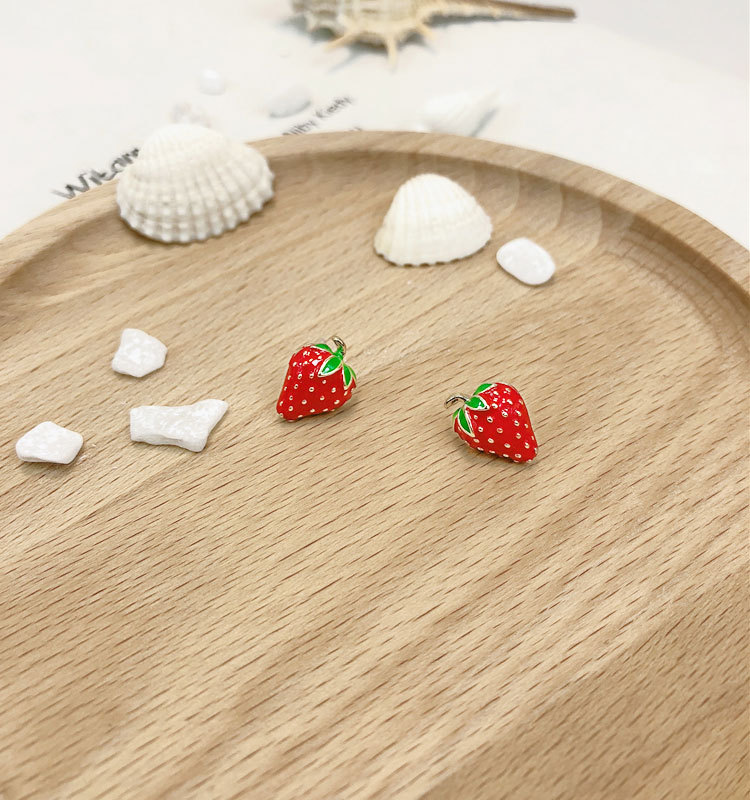 Acrylic Strawberry Earrings Fa - Street Fashion Shoot avis et prix